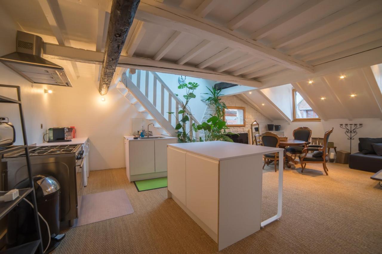 Appartements atypiques centre ville Annecy Extérieur photo